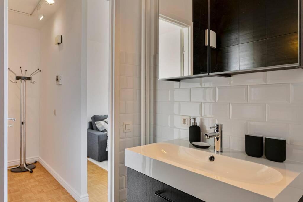 New-York Style Studio Apartamento Antuérpia Exterior foto